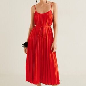 NWOT S Sam Edelman red satin plisse pleated midi dress, excellent condition